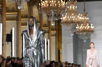 Look 25